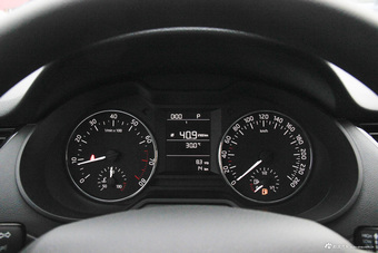 2017款明锐 1.6L自动前行版