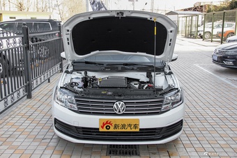 2017款朗逸1.6L自动风尚版