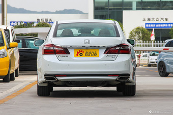 2016款雅阁2.4L自动智尊版