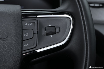 2017款雪铁龙C5 1.8T自动380THP尊贵型