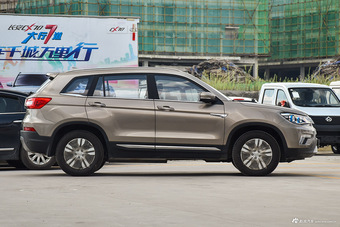 2016款长安CS75 2.0L手动豪华型国4