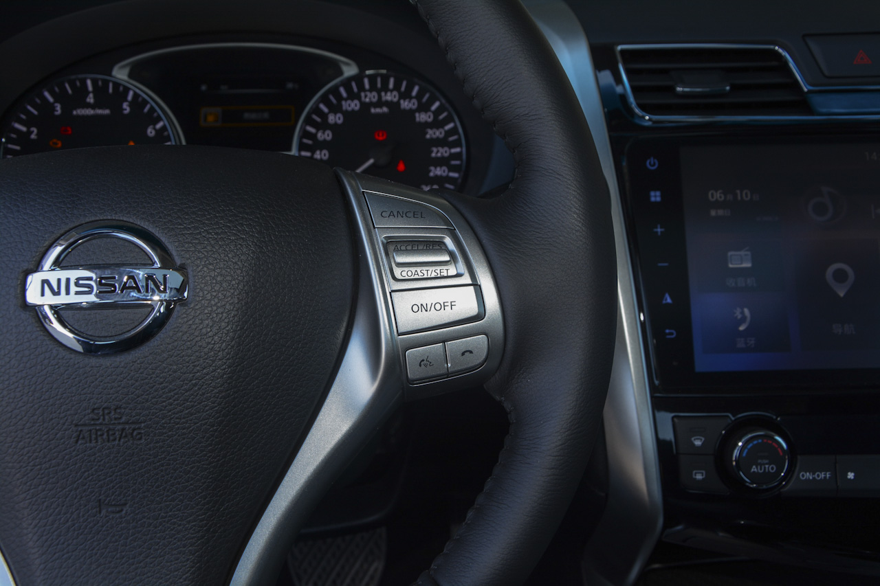 2018款天籁2.0L自动 XL智进版