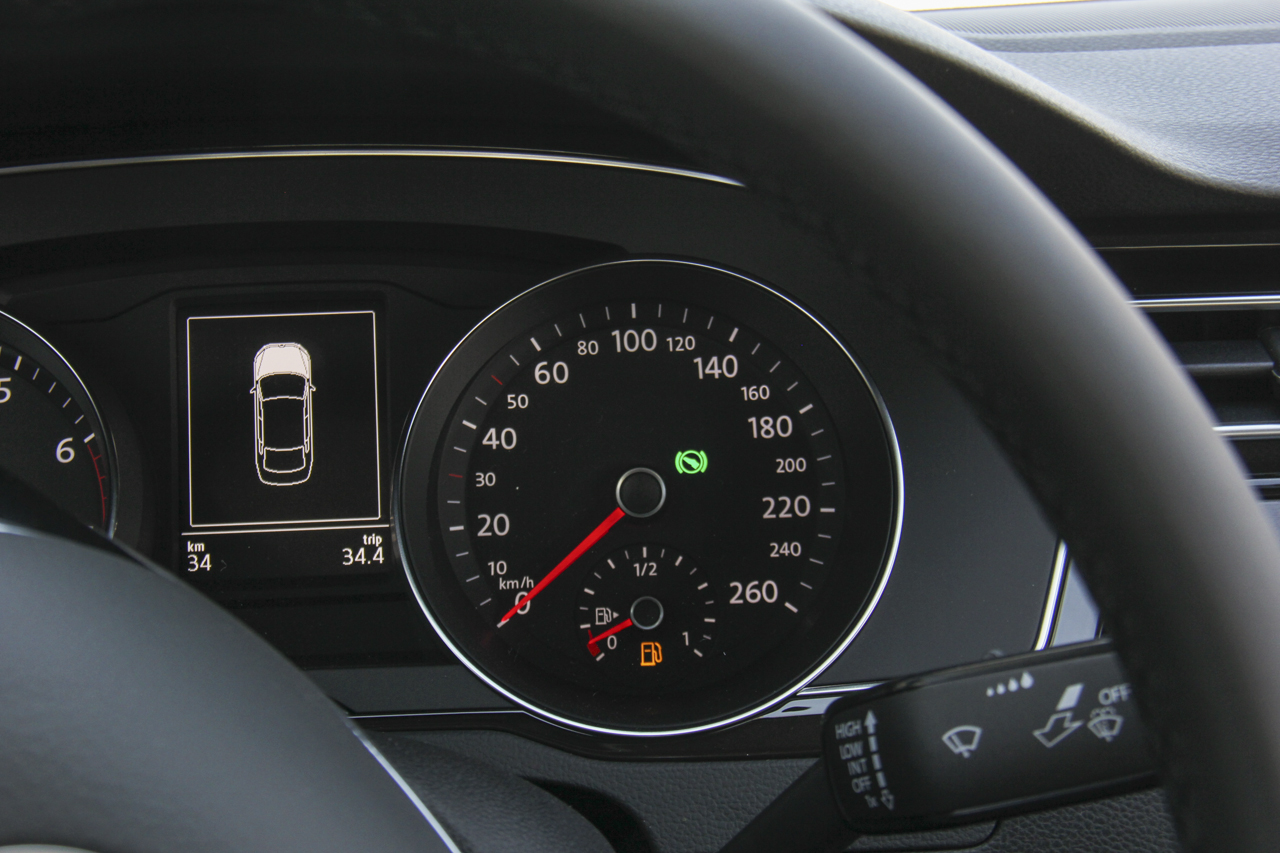 2018款迈腾改款2.0T自动380TSI DSG豪华型