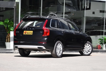 2018款沃尔沃XC90升级版 2.0T自动 T6智逸版