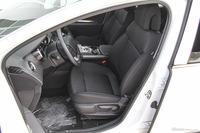 2016款标致3008 1.6THP自动经典版