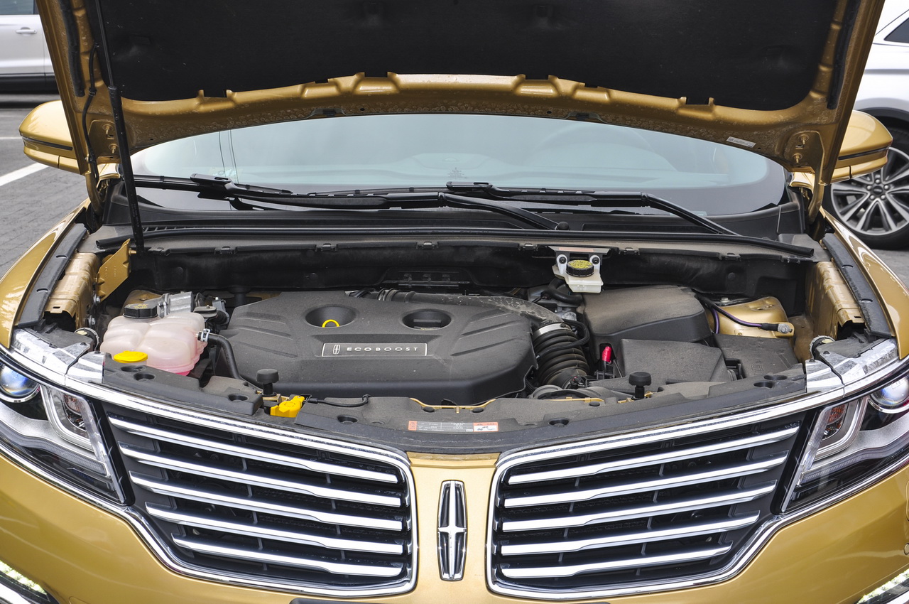 2017款林肯MKC 2.0T自动两驱尊雅版