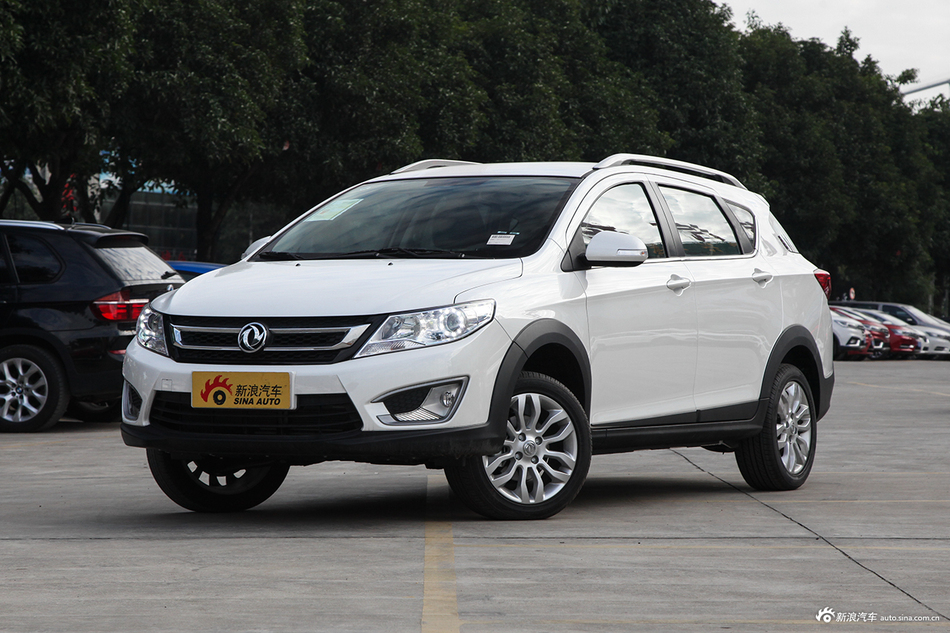 2017款风神AX3领先版1.5L自动尚酷型