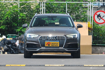 2017款奥迪A4 allroad 2.0T自动 45TFSI quattro时尚型