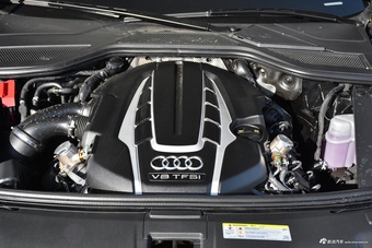 2017款奥迪A8L 4.0T自动60 TFSI quattro豪华型