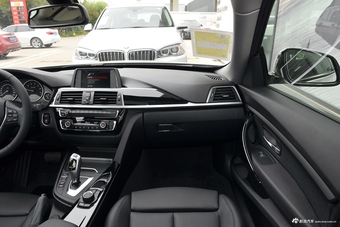 2018款宝马3系GT 2.0L自动320i时尚型