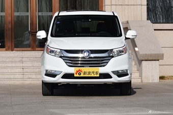 2017款伽途im6 1.5L手动智臻型 白