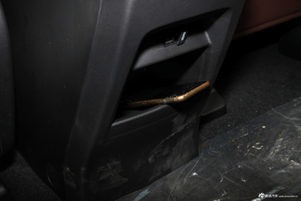 2017款宝骏560 1.5T DCT尊享型