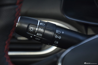 2017款艾瑞泽5 1.5L自动尊贵版 