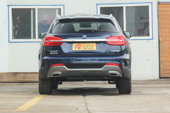 2018款君马MEET3（美图3）1.5T 自动旗舰型