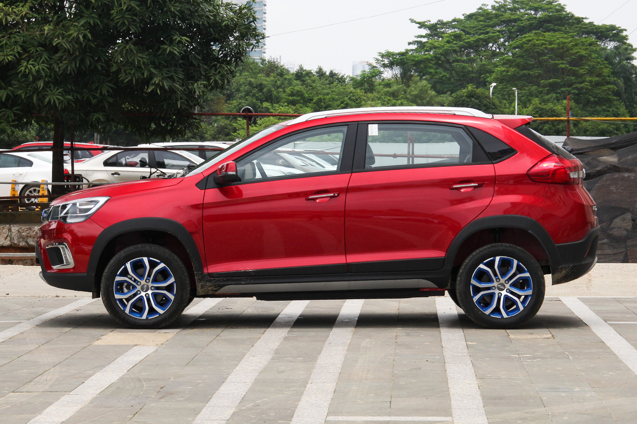  2018款瑞虎3xe新能源 400畅行版