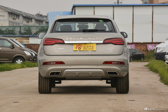 2016款众泰SR7 1.5T自动魔方之路版