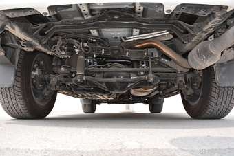 2018款普拉多3.5L自动VX后挂备胎