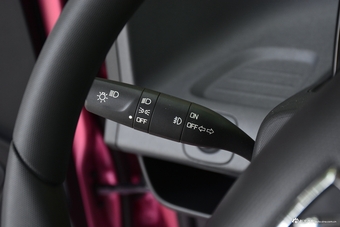 2018款宝骏E100智享版