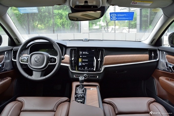 2019款沃尔沃S90  2.0T自动T5智尊版图片