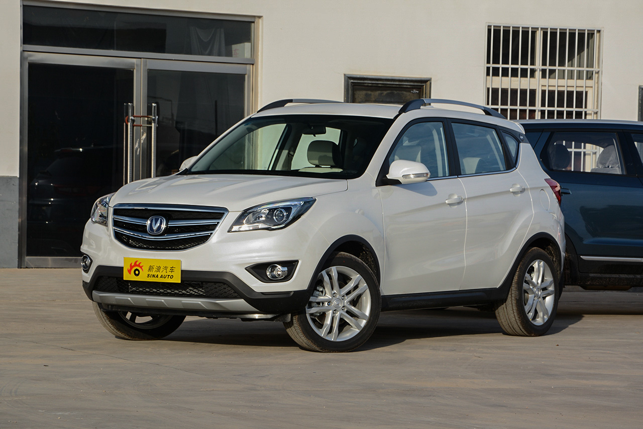 2017款CS35 1.6L自动豪华型