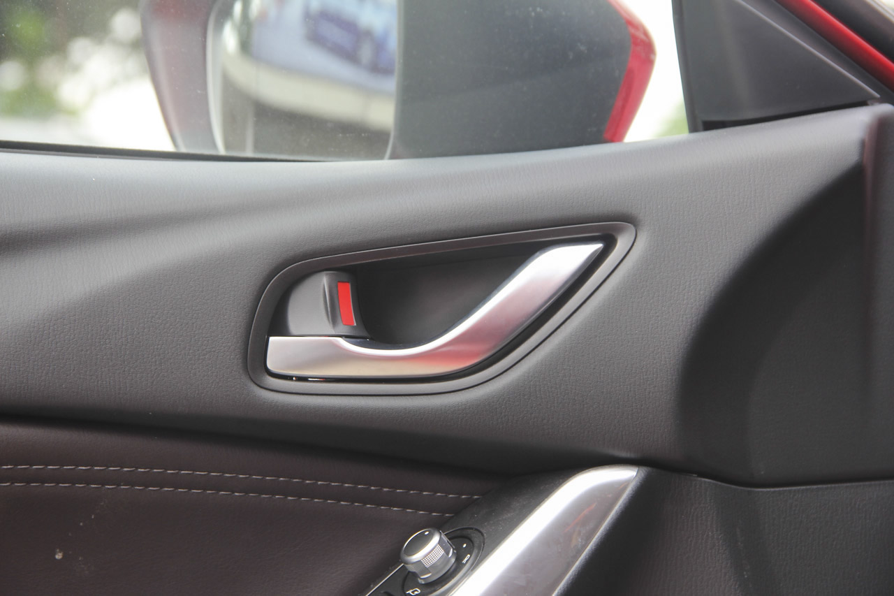 2017款阿特兹2.5L自动蓝天至尊版