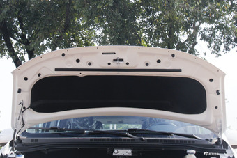 2016款瑞风M4 2.0L手动豪华型