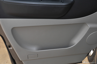 2017款菱智V3 1.5L手动5座特惠版