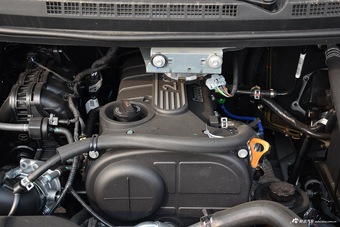 2016款瑞风M4 2.0L手动舒适型