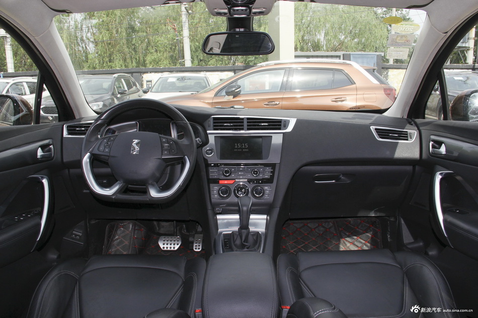 2014款DS 6 1.6T豪华版THP200