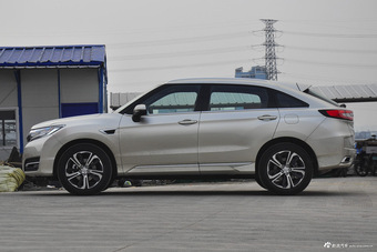 2017款本田UR-V 2.0L 370TURBO自动四驱尊耀版