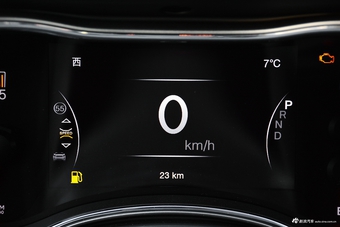 2017款大切诺基3.0L自动Tarilhawk