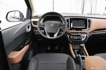 2017款金杯F50宜商系列1.6L手动豪华型