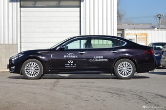 2019款英菲尼迪Q70L 2.0T自动豪华版