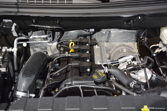 2017款长安CX70 1.5T自动尊擎版