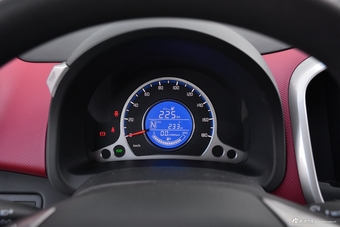 2018款奔奔EV260 标准型