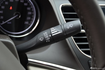 2016款别克君越混动30H 1.8L自动精英型