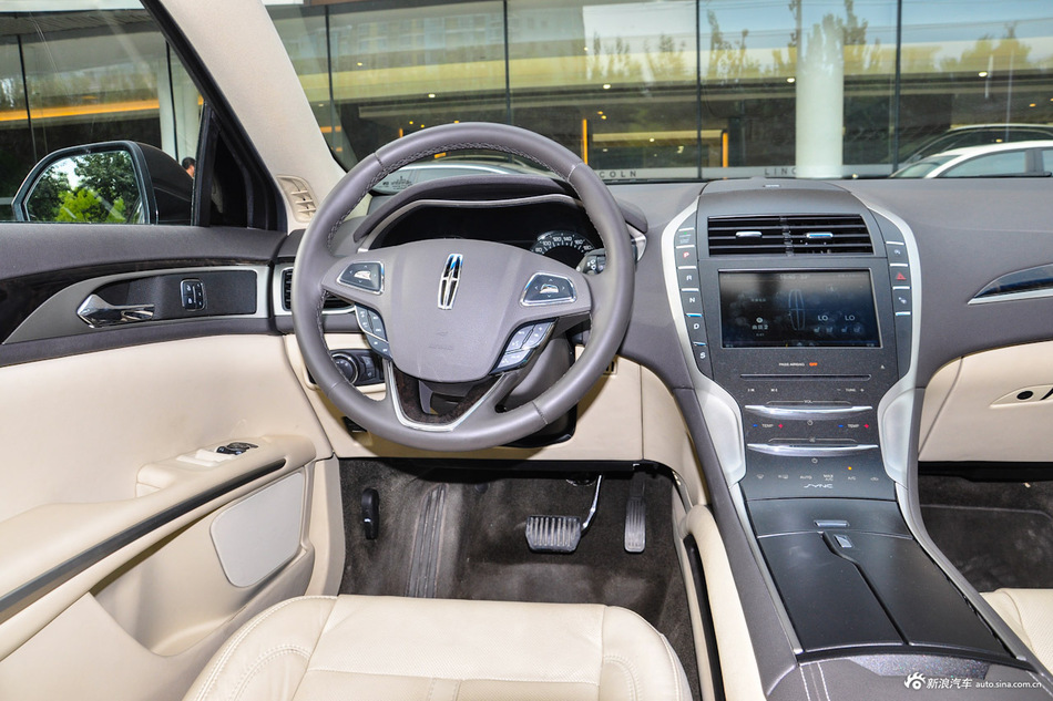 2014款林肯MKZ 2.0T自动尊雅版