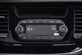 2017款昂科拉1.4T自动两驱都市时尚型18T