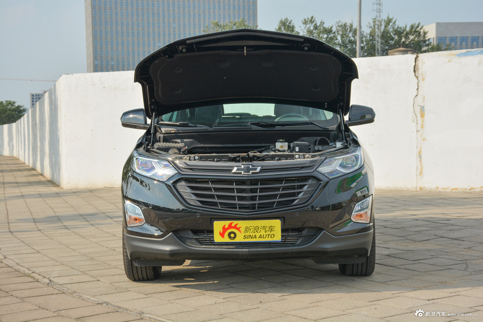 2018款探界者2.0T自动四驱捍界版550T