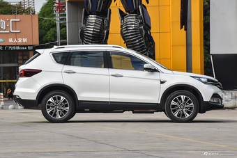 2018款东风风神AX7 1.6T自动精英型