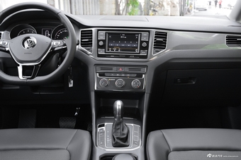 2018款高尔夫·嘉旅1.4T自动进取型230TSI