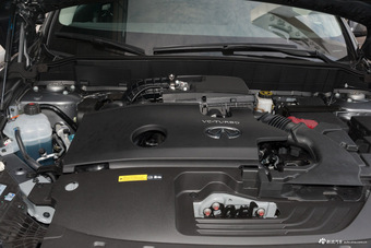 2018款英菲尼迪QX50 2.0T自动两驱时尚版