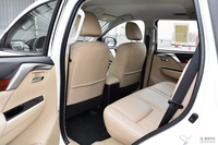 2017款帕杰罗·劲畅SPORT 3.0L自动V6中东版