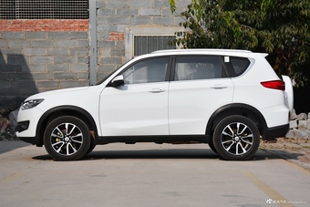 2017款凯翼X3 1.6L手动豪华版