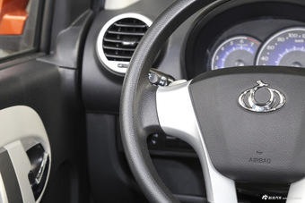 2016款吉利熊猫1.0L AMT萌动版