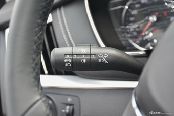 2016款荣威RX5改款 20T手动两驱豪华版