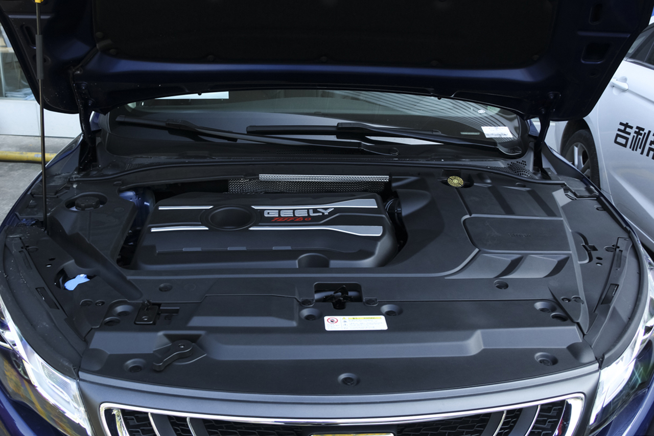 2018款吉利帝豪GL 1.4T自动尊贵智联型