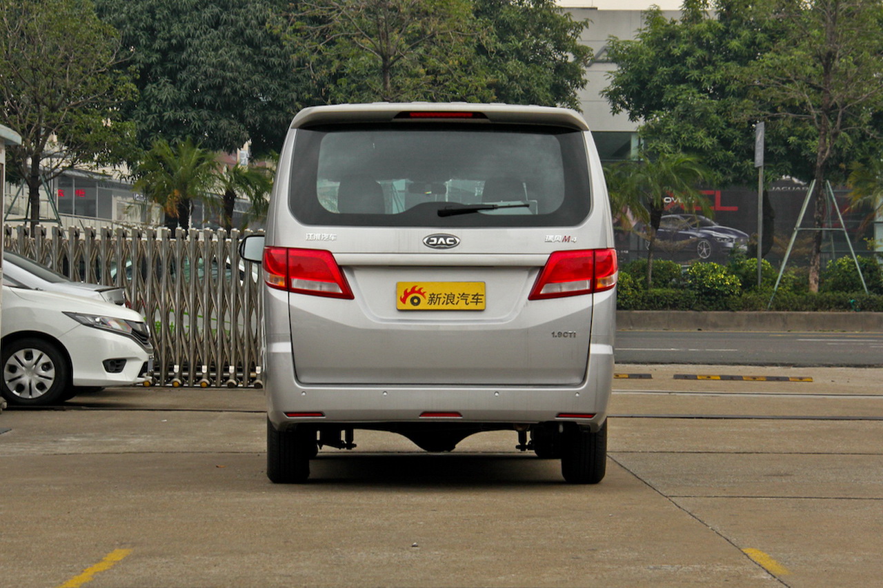 2017款瑞风M4 1.9T手动舒适型柴油