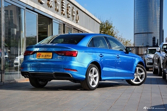 2018款奥迪A3 30周年型1.4T自动Limousine 35 TFSI时尚型