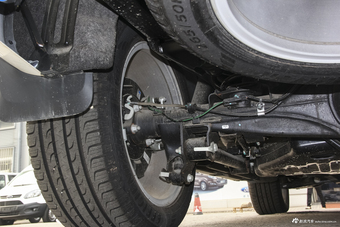 2017款撼路者2.0T自动四驱旗舰版汽油7座 